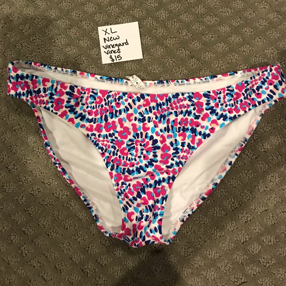 New Vineyard Vines Bikini Bottoms
